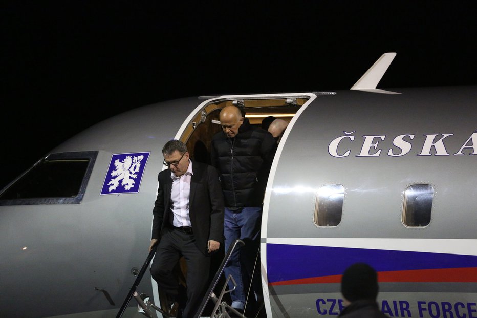 SUDAN: Petr Jasek flies to Czech Republic after release from prison