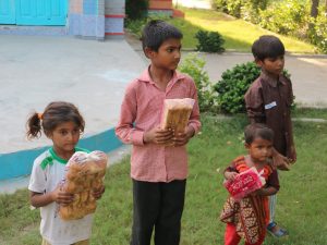 Pakistan Flood Relief (children)