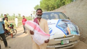 Man receives Jaranwala Aid 